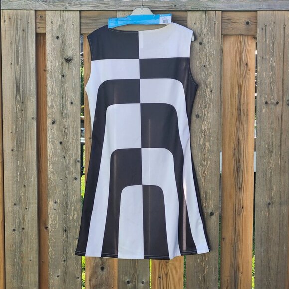 GROOVY 60s Mod Girl Costume Women's Size Medium BNIP w/ Two Tone Wig Halloween - Picture 4 of 9